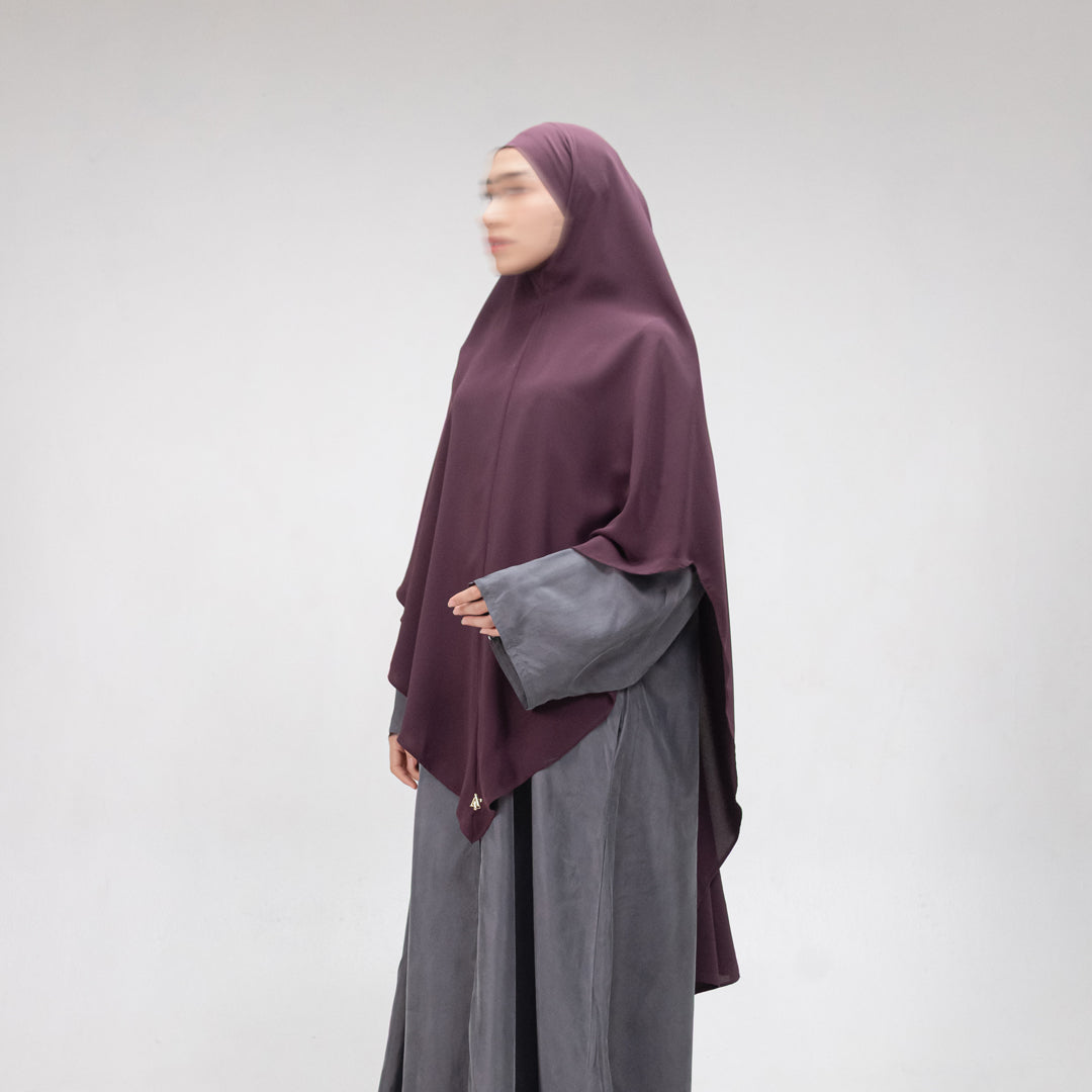 Lumine Abaya Signature