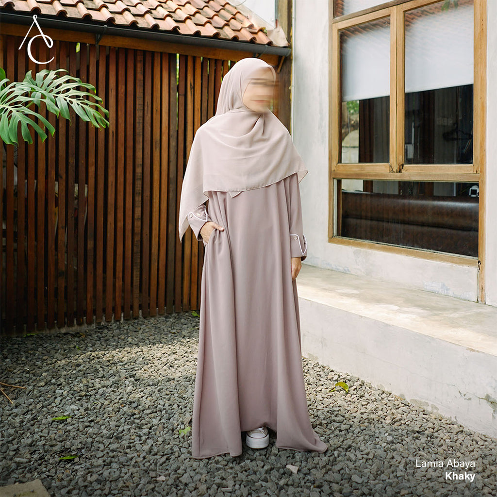 Lamia Abaya