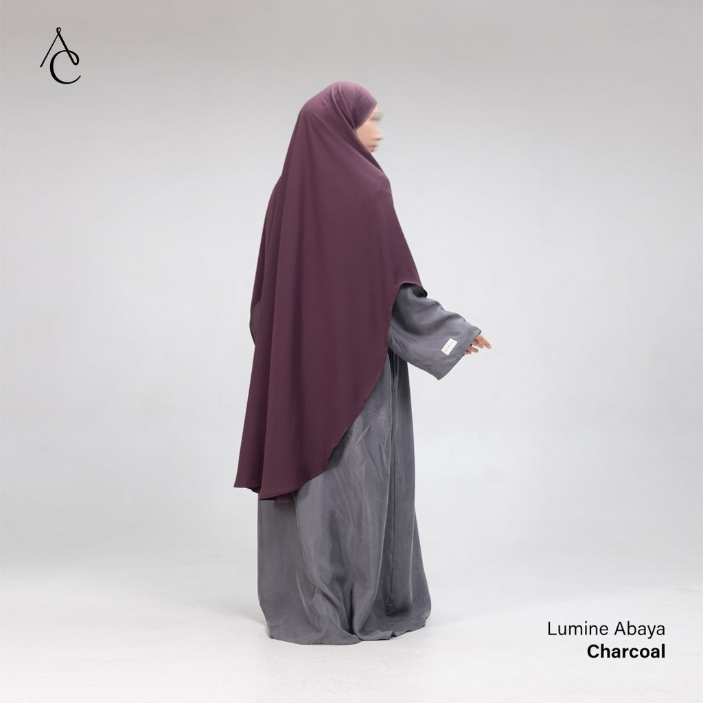 Lumine Abaya Signature