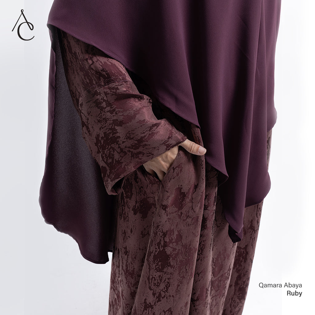 Qamara Abaya