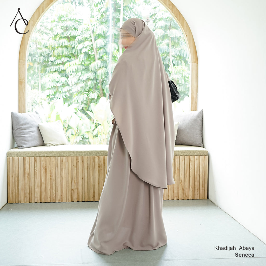 Khadijah Abaya