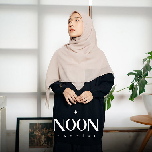 Alur Cerita Noon Sweater